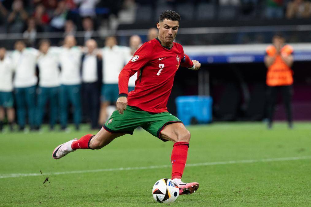 的中场大将 的中场大将