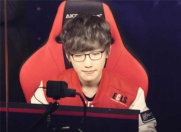 超快节奏的 超快节奏的