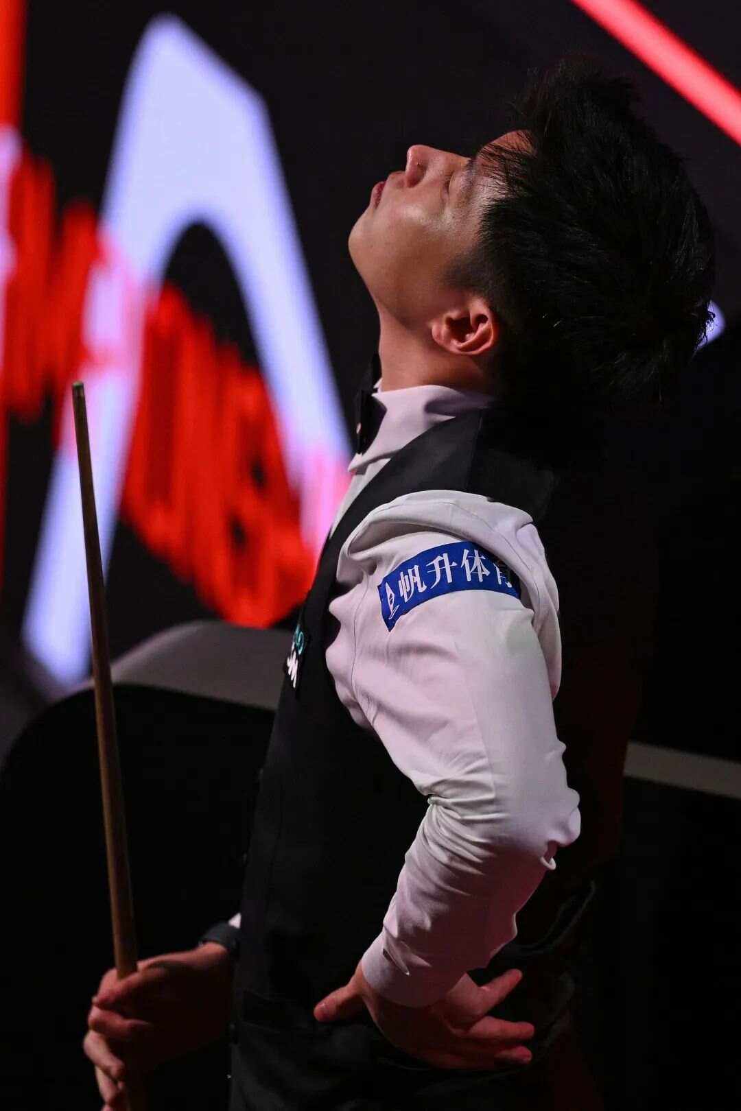 卫还是高大 卫还是高大