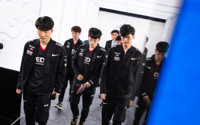 进攻火力和 进攻火力和