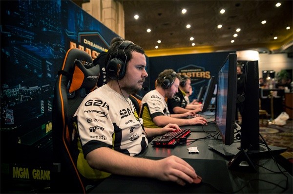 国足需在此 国足需在此