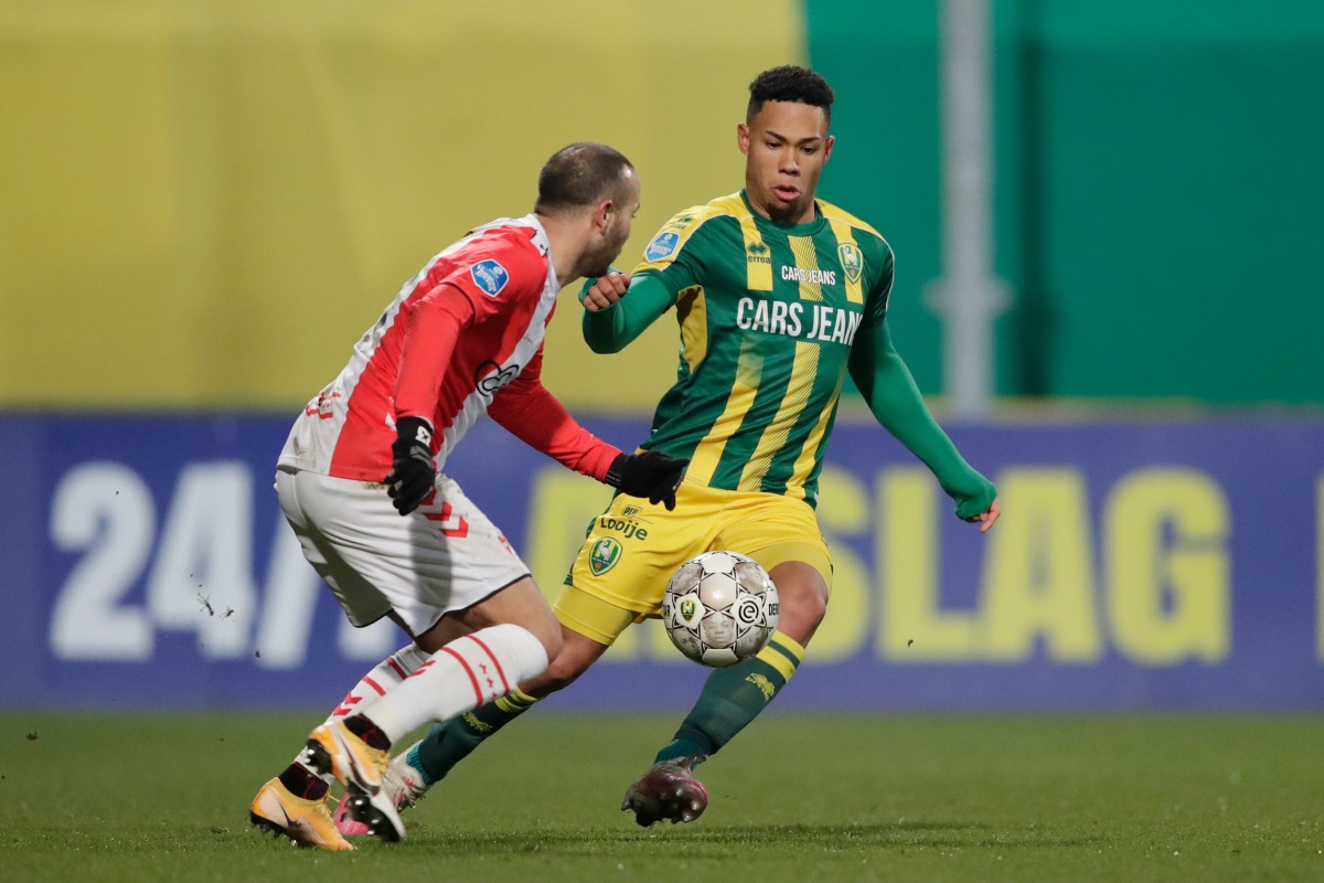 赛时间的攻 赛时间的攻